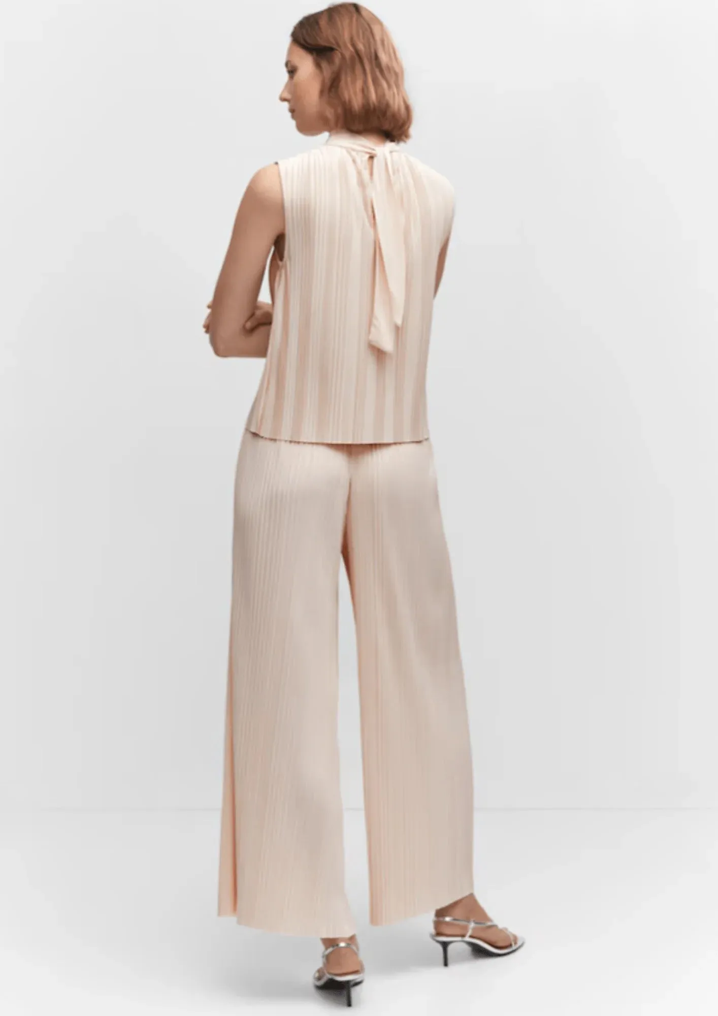 BEIGE PLEATED LARGE TROUSERS