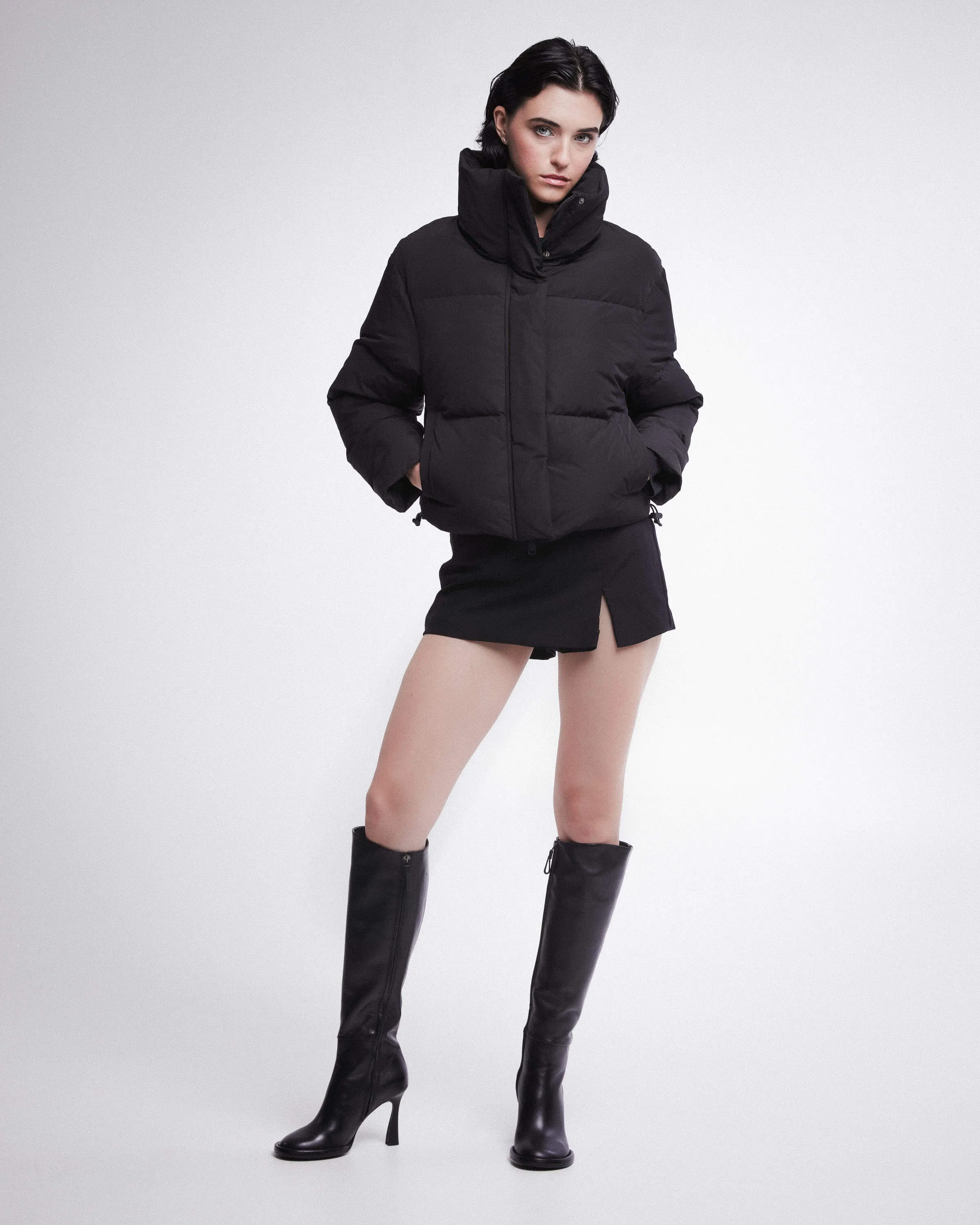 Cropped Nylon Down Jacket Black PR415100