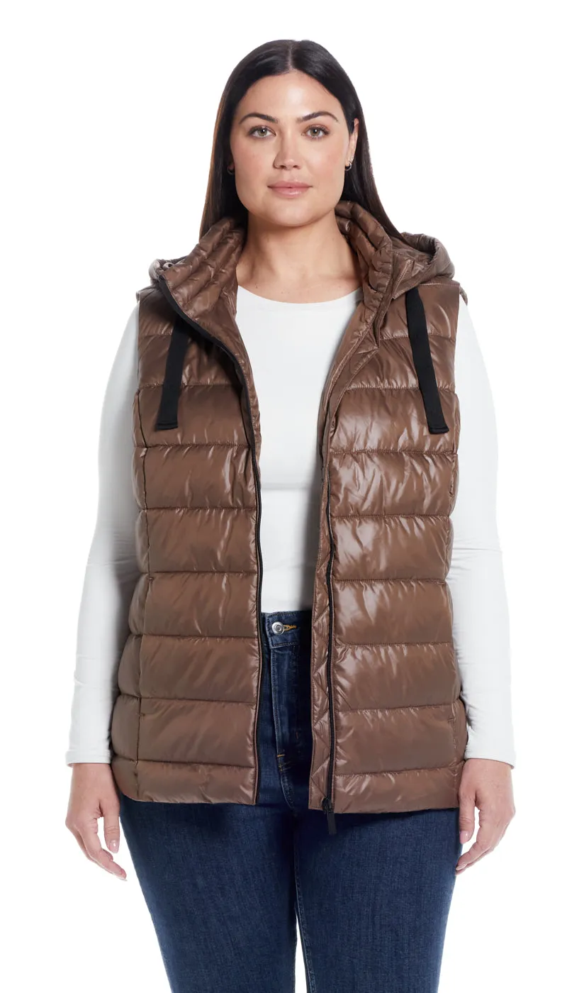 HOODED PUFFER VEST