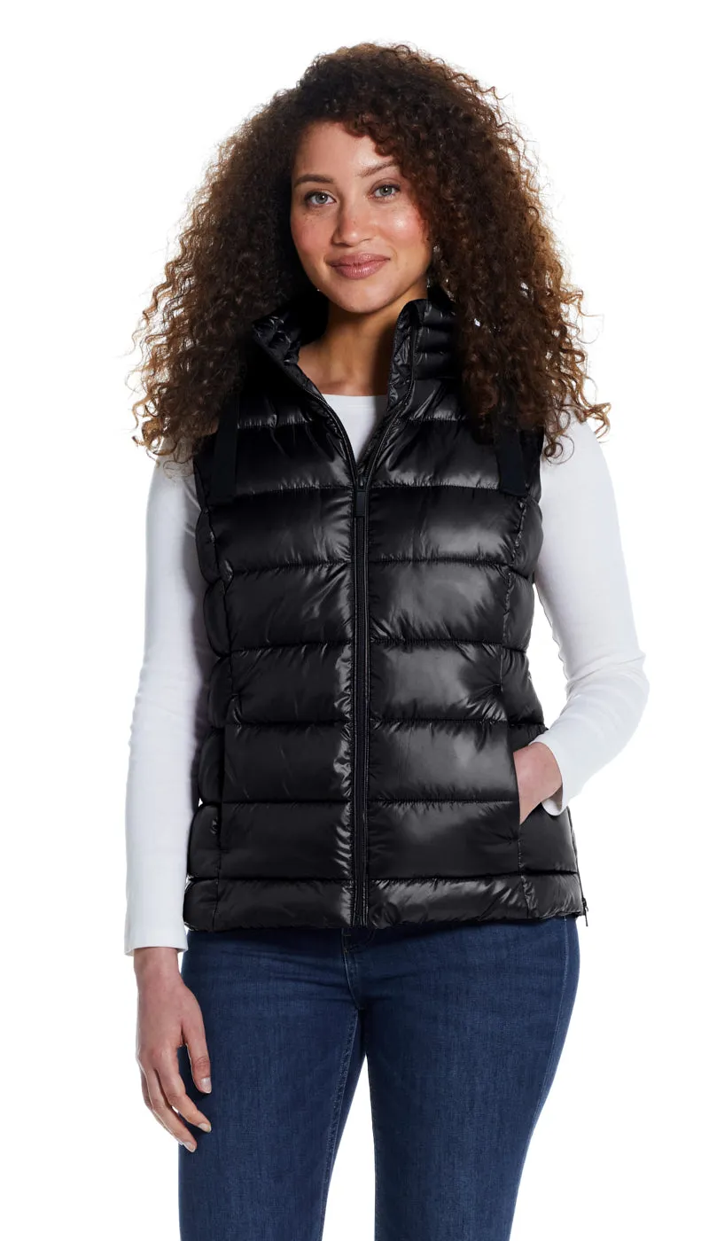 HOODED PUFFER VEST