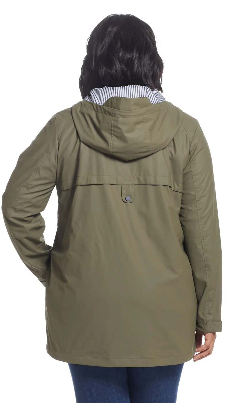 HOODED RAIN SLICKER