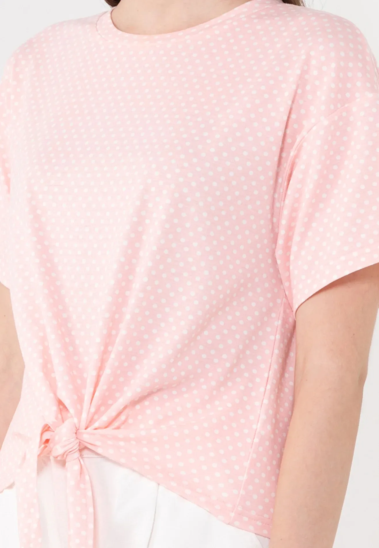 VOIR JEANS Polka Dots Tie-Hem Tee